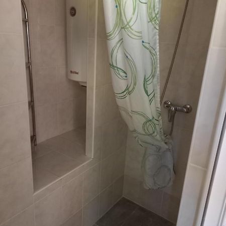 Garage21 Apartment تشيسيناو المظهر الخارجي الصورة